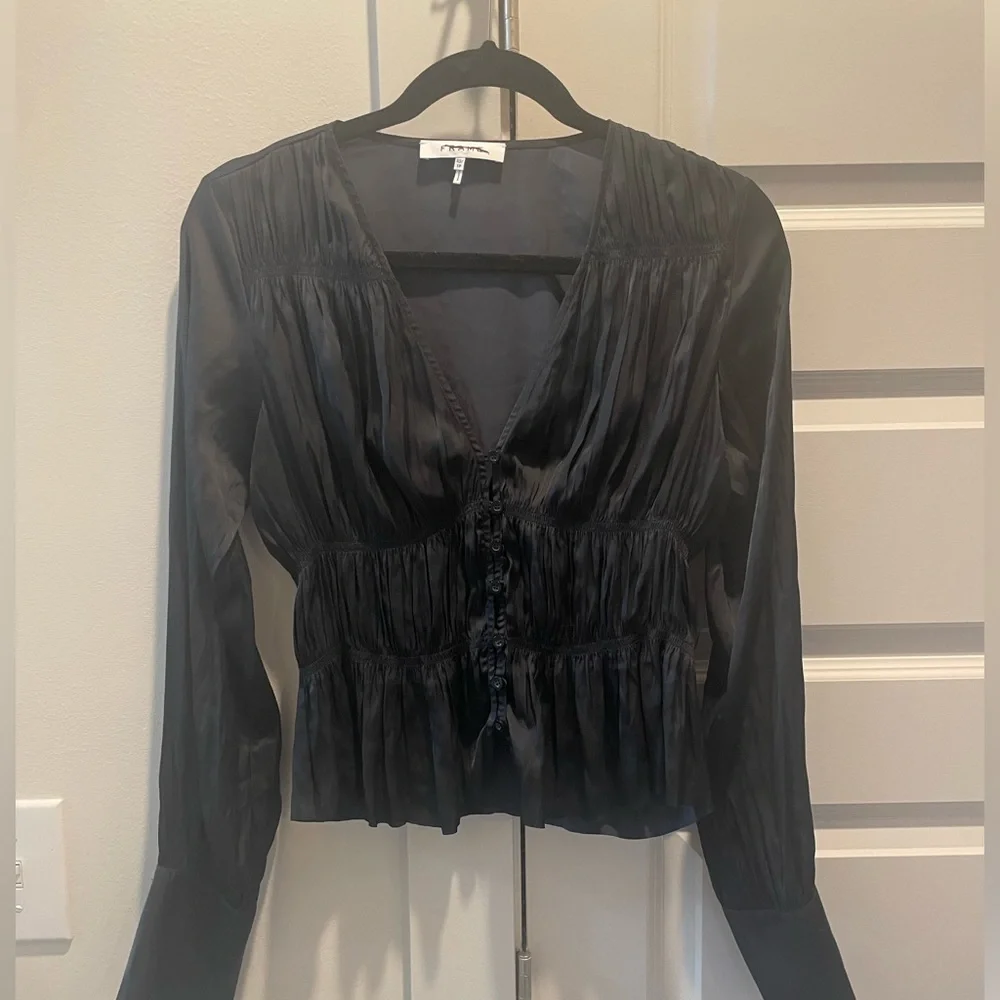 Frame Shirred Silky Top Black Size XS - Picture 4 of 5